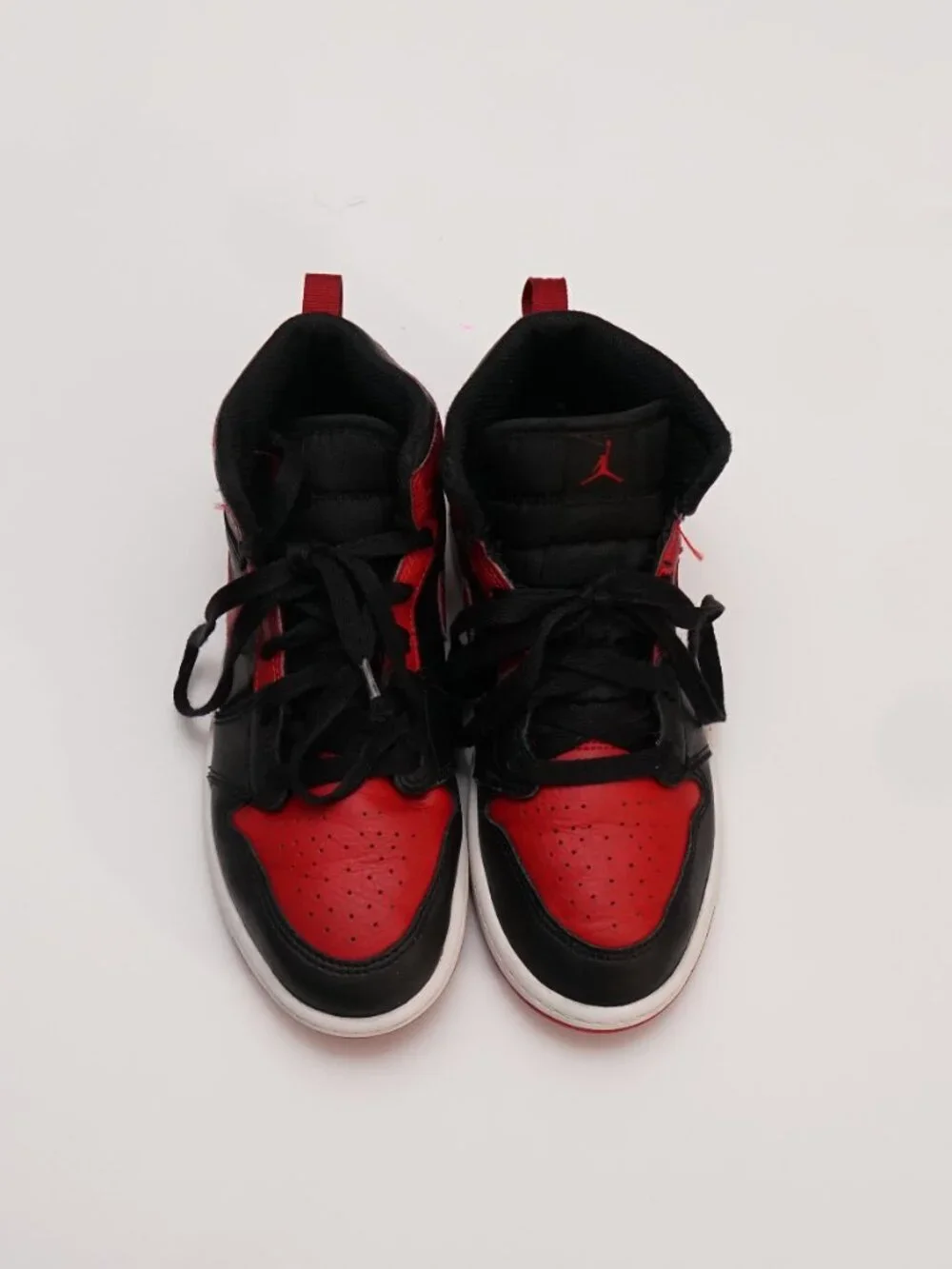 Jordan 1 Mid, black and red, size 3Y